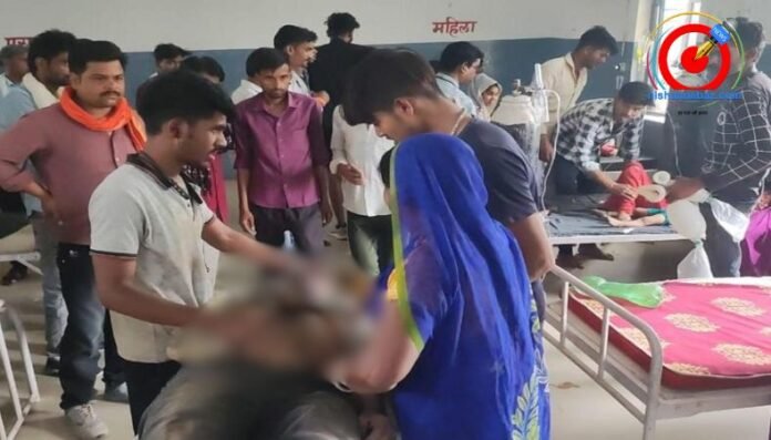 Damoh Crime News पिता ने 3 बेटियों से साथ खाया जहर.....पिता समेत दो की मौत......