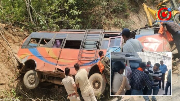 बारातियों से भरी बस खाई में गिरी, तीन की मौत, 25 घायल बारातियों से भरी बस खाई में गिरी, तीन की मौत, 25 घायल