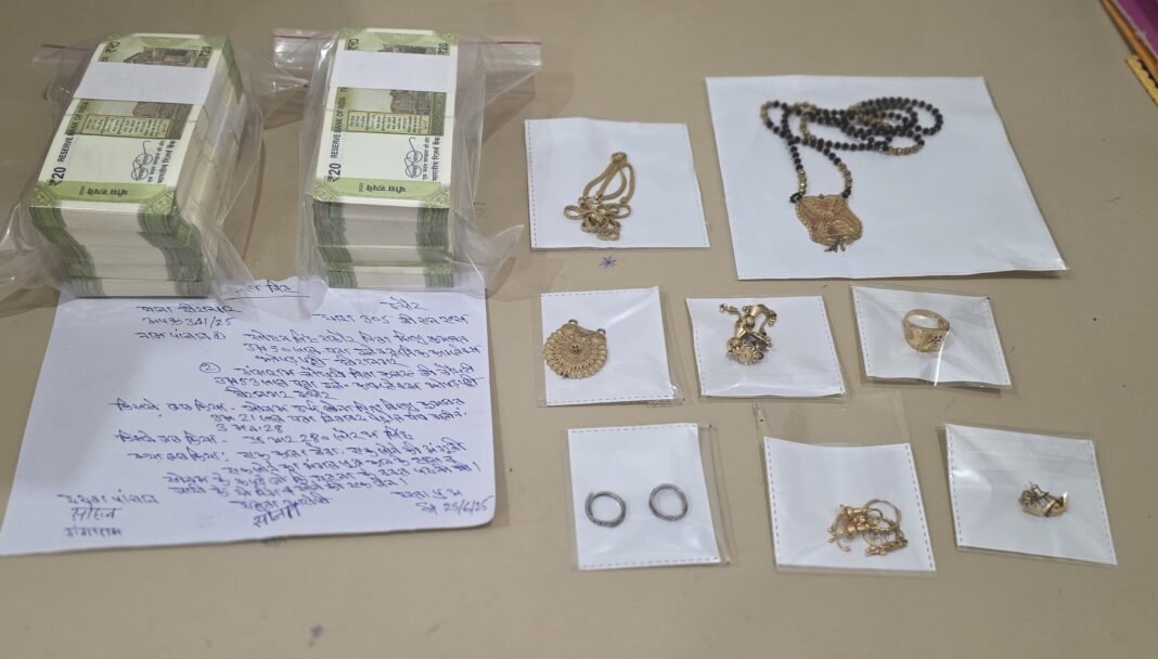 Indore Crime : घर में घुसकर चोरी करने वाली दो महिला चोर गिरफ्तार, लाखों का माल बरामद