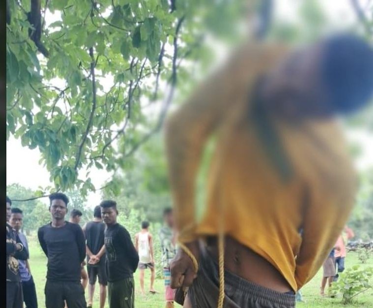 Korba News : महुआ पेड़ पर युवक का संदिग्ध शव: रात में डाला था स्टेटस – ‘आखिरी बार देख लो’, आत्महत्या या हत्या? जांच में जुटी पुलिस