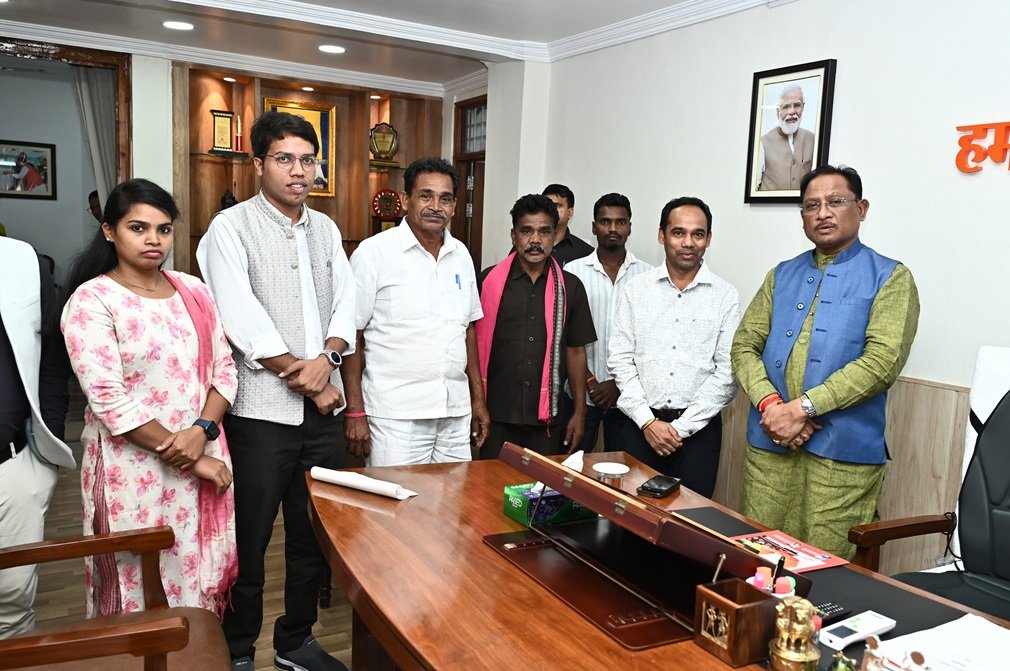 Tilda Nevra : छत्तीसगढ़ मीडिया एसोसिएशन को रायपुर में मिलेगा प्रदेश स्तरीय भवन, मुख्यमंत्री ने दी सहमति