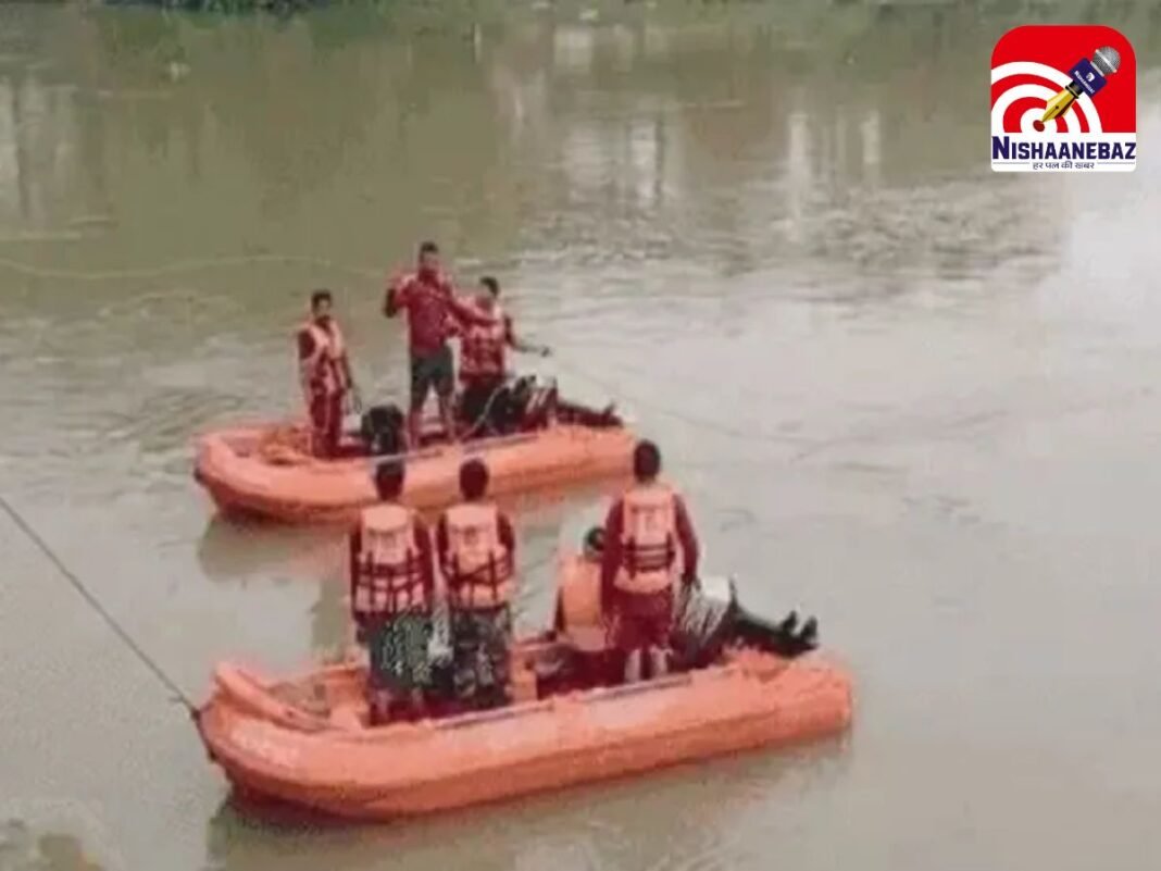 CG Road Accident : शिवनाथ पुल से नदी में गिरी कार, बैंक कर्मचारी की मौके पर मौत….