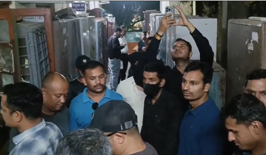 Indore News : राजा रघुवंशी हत्याकांड: आरोपियों सिलोम जेम्स और बल्लू को कोर्ट में पेश, शिलॉन्ग पुलिस को मिली 7 दिन की ट्रांजिट रिमांड