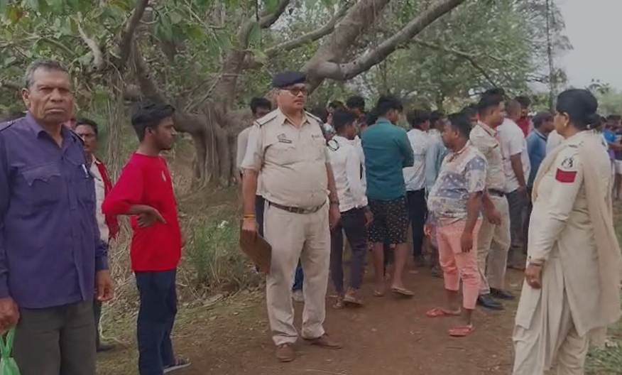 CG CRIME :चाकूमार का नाबालिक की बेरहमी से हत्या, खरोरा के ग्राम बेल्दार सिवनी में मिले नाबालिक लड़की की शव