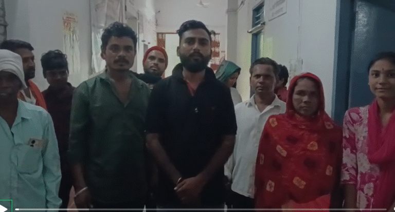 Burhanpur News : सीवल स्वास्थ्य केंद्र के इकलौते डॉक्टर का ट्रांसफर, ग्रामीणों में नाराजगी, 1 जुलाई को जनसुनवाई में उठेगी मांग