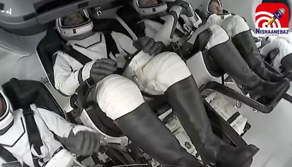 Shubhanshu Shukla : कंधों पर तिरंगा, नजरों में अंतरिक्ष, शुभांशु शुक्ला का पहला संदेश……