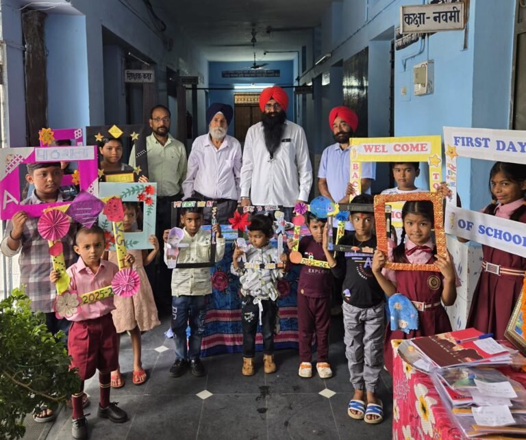 CG NEWS : श्री गुरु तेग बहादुर उच्चतर माध्यमिक शाला में मनाया गया प्रवेश उत्सव, नव प्रवेश विद्यार्थियों का हुआ भव्य स्वागत