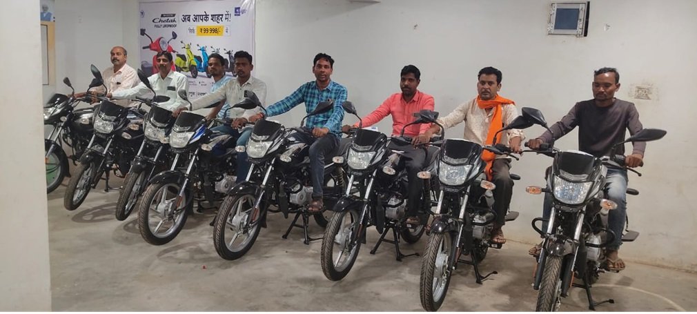 CG NEWS : पंचायत माफिया का पर्दाफाश: वोट की कीमत ‘प्लेटिना’, न्याय प्रक्रिया बनी मज़ाक!…