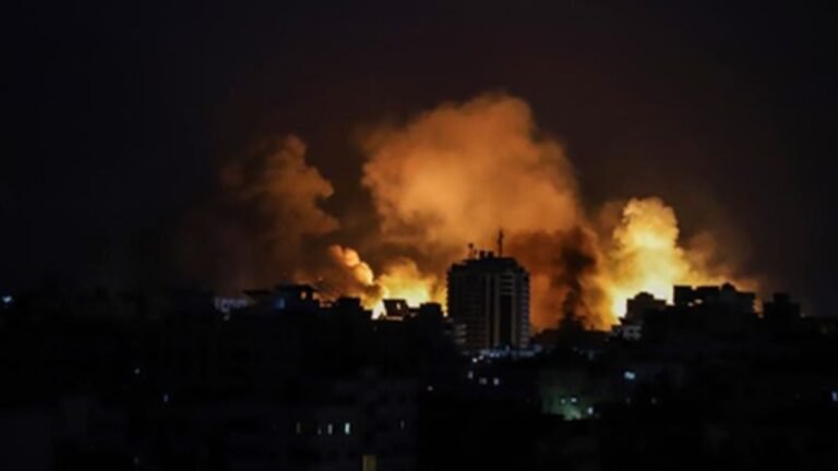 Russia–Ukraine War : 300 से ज्यादा ड्रोन, 30 मिसाइलों से हमला-रूस-यूक्रेन युद्ध में फिर तेज़ी, मॉस्को बोला – बातचीत को तैयार हैं