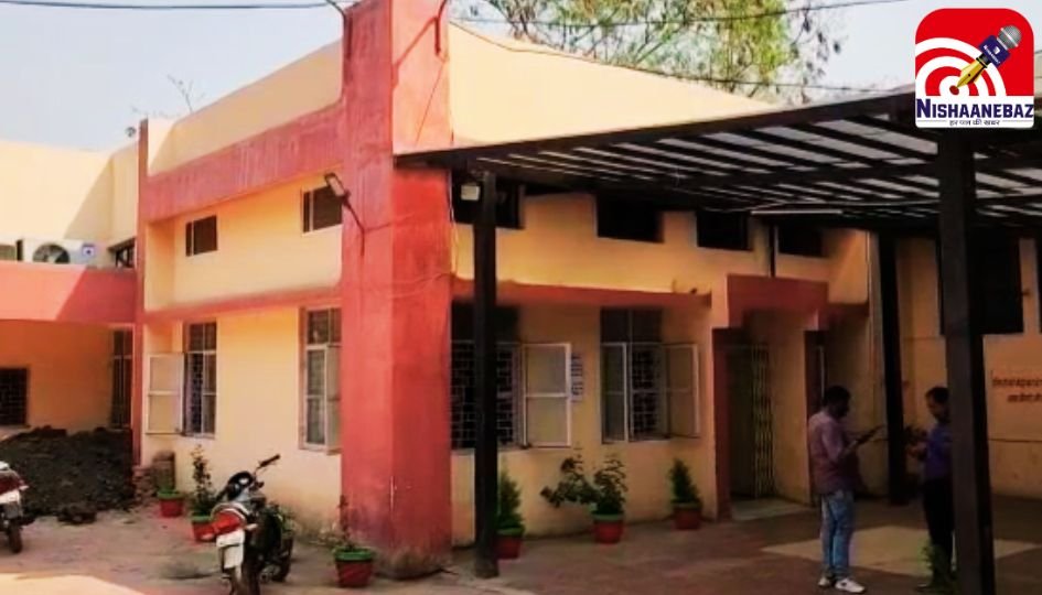 Indore News : भाई से नहाने के विवाद पर 12 साल के बच्चे ने की आत्महत्या....