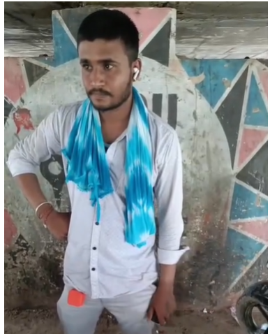 Reva News : रीवा में खुलेआम नशीली सिरप कोरेक्स की बिक्री,कैमरे में कैद हुआ कोरेक्स तस्कर