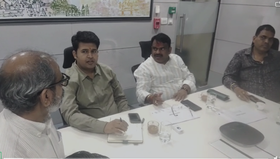 ujjain News : महाकाल सवारी मार्ग पर किया जाएगा प्रवेश द्वार का का निर्माण एवं भवनों पर होगा एक जैसा रंग : महापौर