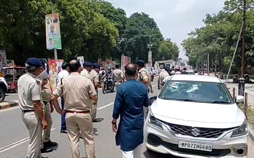 Gwalior News: वीवीआईपी मूवमेंट के बीच ग्वालियर एसपी ऑफिस के पास झगड़ा, हथियार लहराया, एक घायल