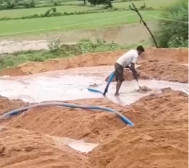 Dabra News :चैतगांव में खुलेआम रेत का अवैध कारोबार, प्रशासन मौन; क्या नेताओं- अधिकारियों की मिलीभगत से फल-फूल रहा रेत माफिया?