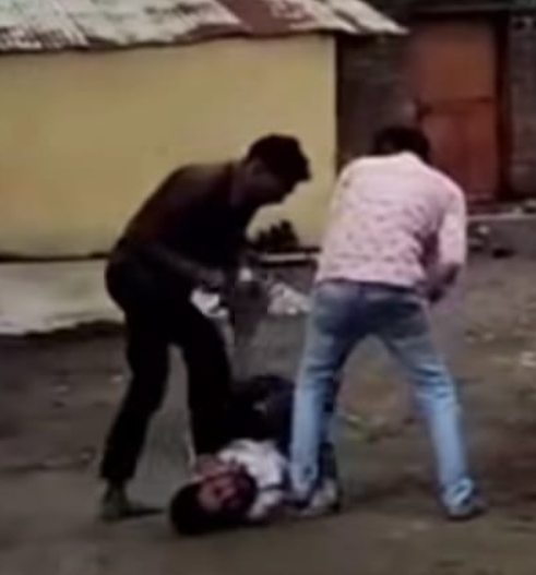 Indore Crime : पुरानी रंजिश में युवक से मारपीट का वीडियो वायरल, दो आरोपी गिरफ्तार