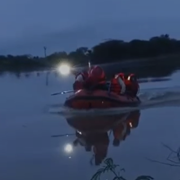 Gwalior News: सिंध नदी पूरी तरीके से अपने ऊफान पर, बाढ़ प्रभावित गांव से प्रशासन ने किया लगभग 250 ग्रामीणों को रेस्क्यू