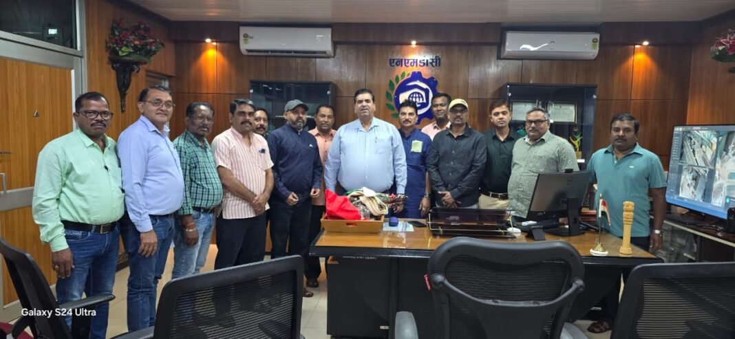 बचेली:अधिशासी निदेशक पदोन्नति पर संजीव शाही का हुआ भव्य सम्मान समारोह