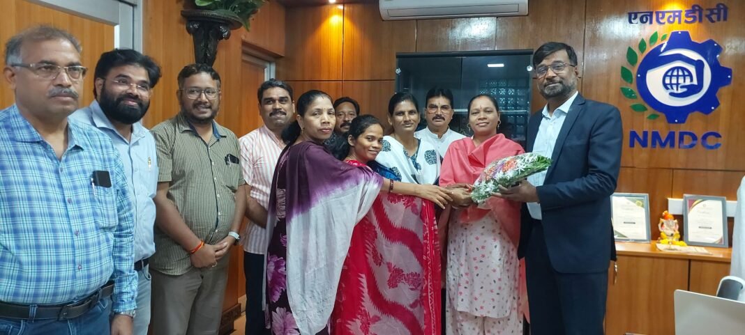 CG NEWS : NMDC किरंदुल परियोजना में नवपदस्थ अधिकारियों का इंटक यूनियन ने किया स्वागत