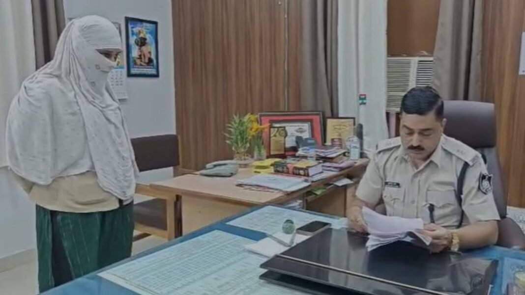जबलपुर भाजपा नेता पर दैहिक शोषण और जबरन जिस्मफरोशी के गंभीर आरोप, पीड़िता ने SP कार्यालय में दर्ज कराई शिकायत