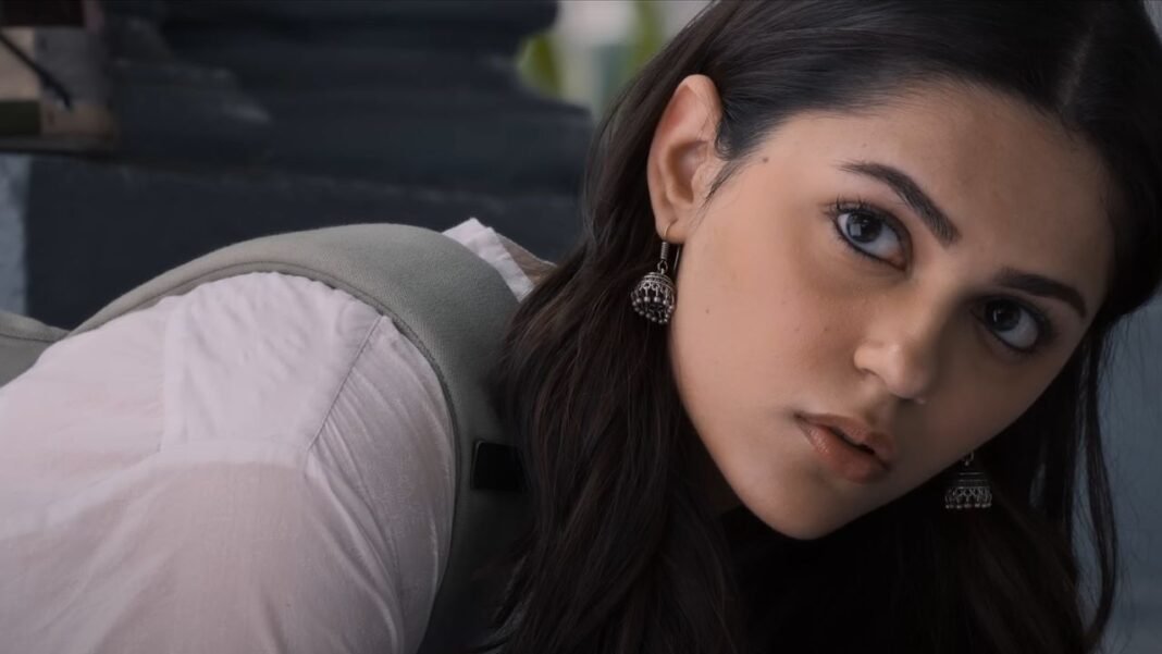 Bollywood Update : सैयारा ने मचाया तहलका : 8 दिन में 200 करोड़ पार, छावा के बाद बनी 2025 की सबसे बड़ी ब्लॉकबस्टर