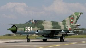 Air Force : 62 साल बाद वायुसेना से रिटायर होगा मिग-21, तेजस Mk1A की देरी बनी चुनौती 2 nishanebaaz.com