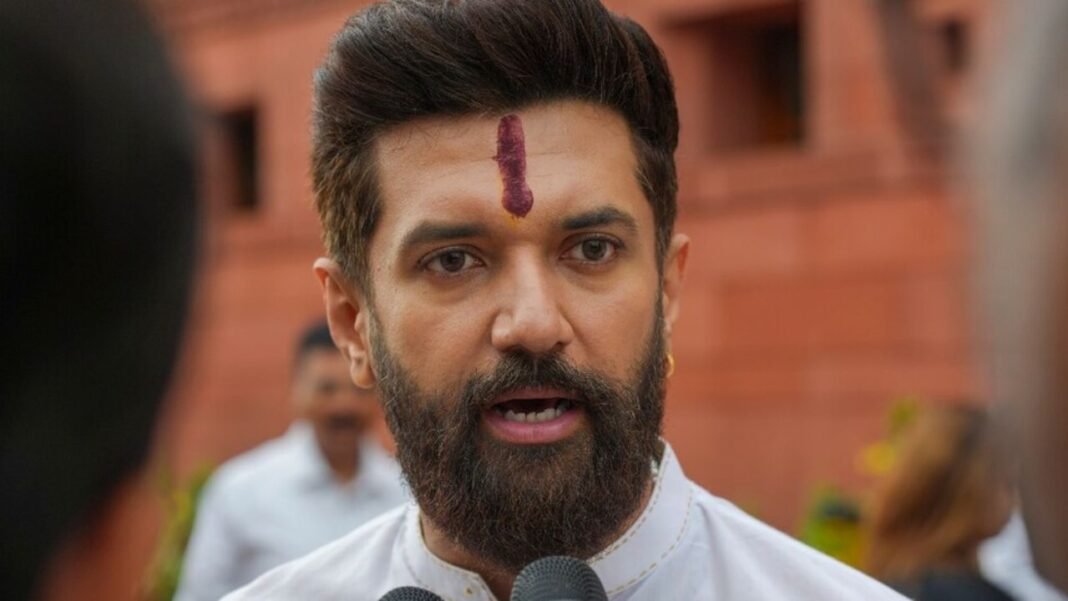 Bihar Elections : हिम्मत है तो बिहार चुनाव का बहिष्कार करके दिखाएं तेजस्वी-राहुल”: चिराग पासवान की खुली चुनौती