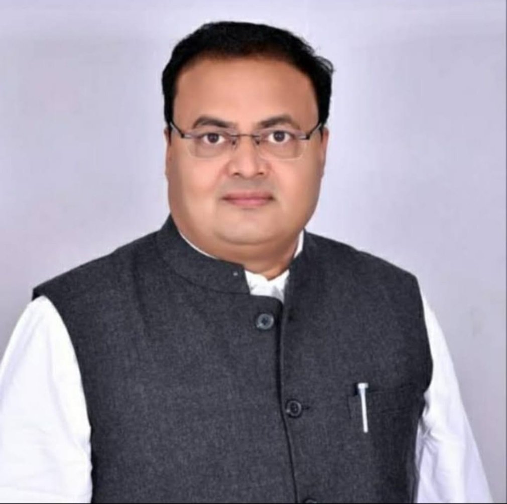 CG NEWS : प्रमोद शर्मा के प्रदेश प्रवक्ता नियुक्त होने पर समर्थकों ने किया खुशी का इजहार, सरोरा पंचायत के सरपंच ने किया बधाई प्रेषित