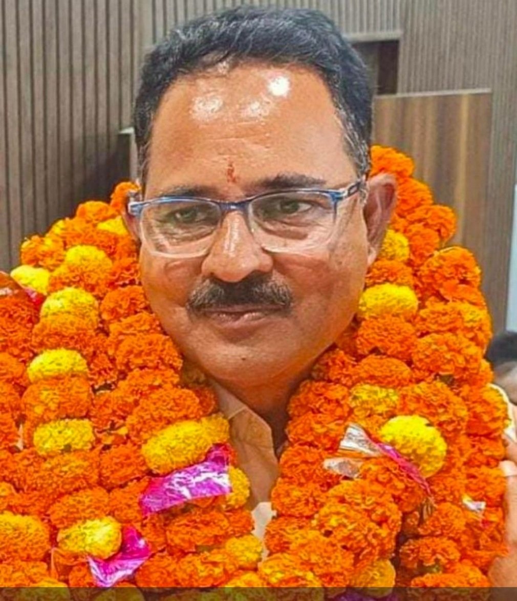 Rajnandgaon News : पवन शर्मा बने तृतीय वर्ग कर्मचारी संघ के प्रांत अध्यक्ष, सभी कर्मचारियों ने दी बधाई