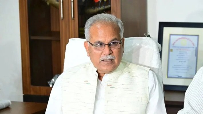 Bhupesh Baghel : भूपेश बघेल ने भाजपा मंत्रिमंडल पर साधा निशाना, वरिष्ठ कार्यकर्ताओं की उपेक्षा और बाहरी नेताओं को मिली बड़ी कुर्सी, जानिए सुनील सोनी ने क्या कहा