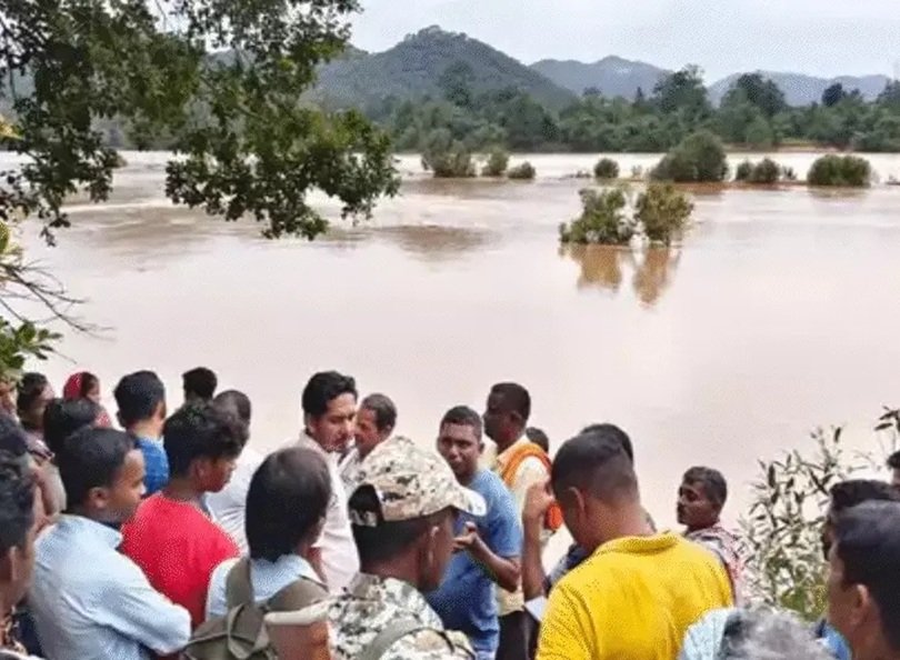 CG NEWS : छत्तीसगढ़ में बाढ़ का हाहाकार: 18 लोग बह गए, 5 की मौत, 2 लापता, बिलासपुर और बीजापुर में भयावह हादसे