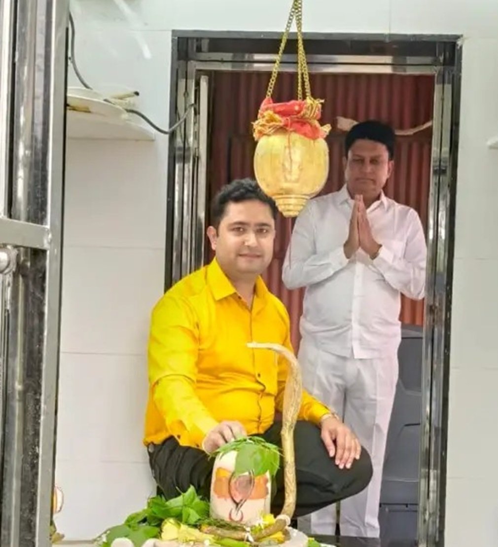 CG NEWS : नगर के हृदय स्थल पर शिवभक्तों के लिए भंडारा — सैकड़ों ने ग्रहण किया प्रसाद.