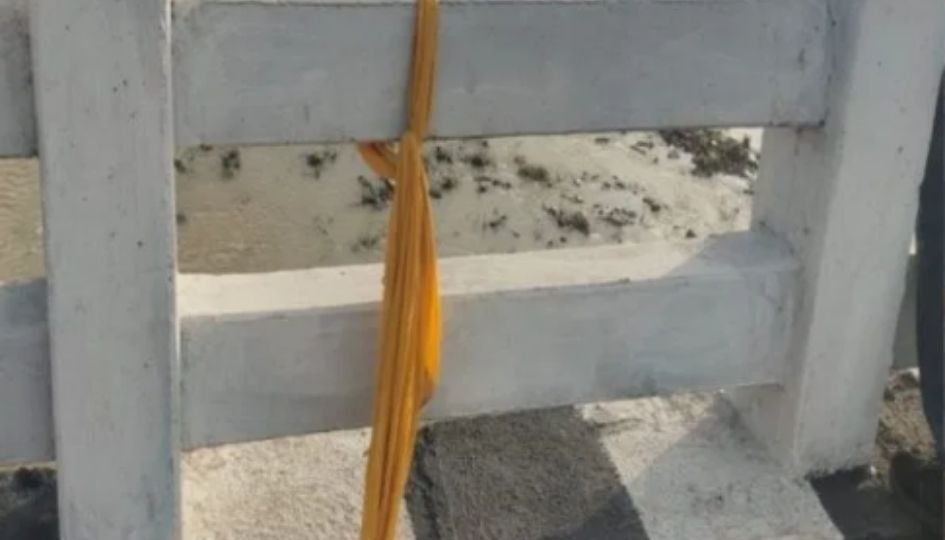 Arang News : महानदी पुल पर मिली महिला की स्कूटी, दुपट्टा बंधा मिलने से कूदने की आशंका…