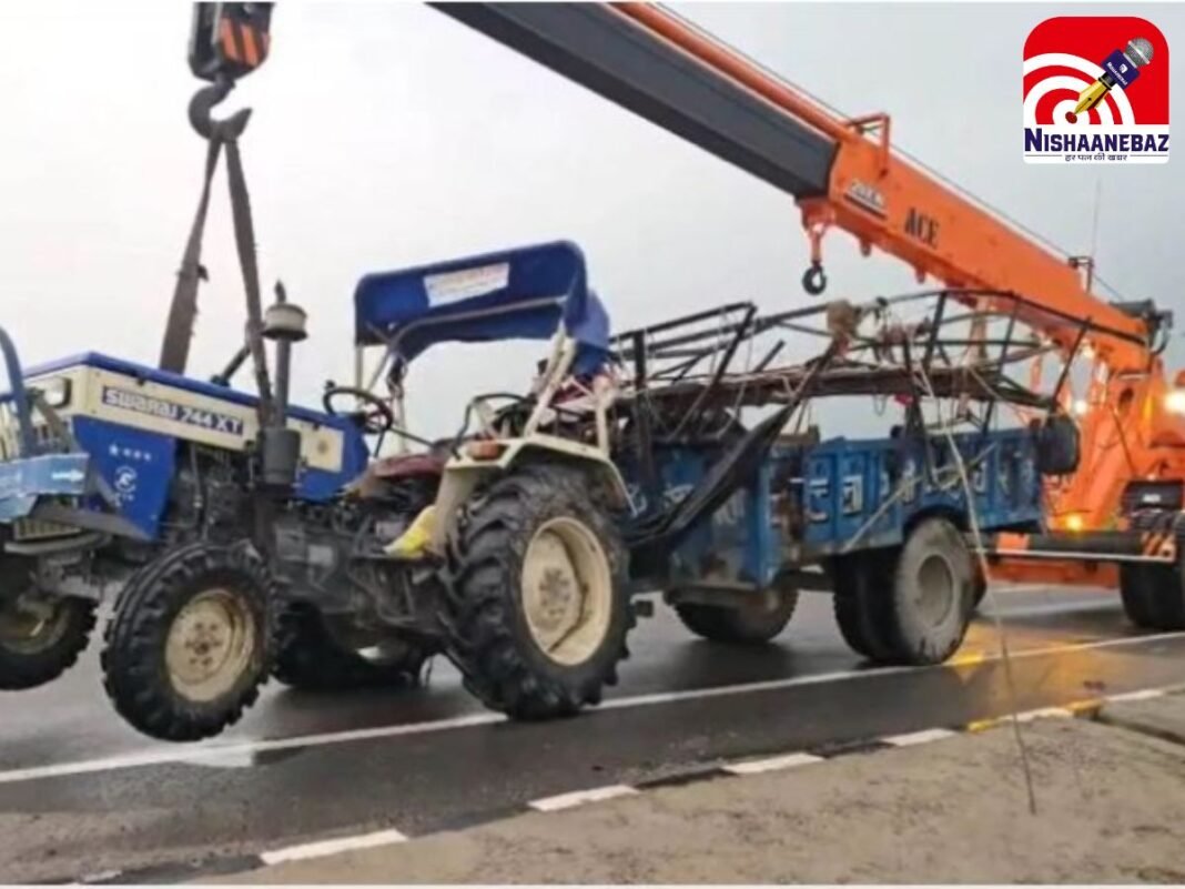 Bulandshahr Accident : श्रद्धालुओं से भरी ट्रॉली की कंटेनर से टक्कर, 8 की मौत, दर्जनों घायल…