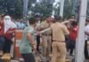 मेरठ टोल प्लाजा पर जवान से मारपीट पर ग्रामीणों का बवाल, तोड़फोड़ और धरना