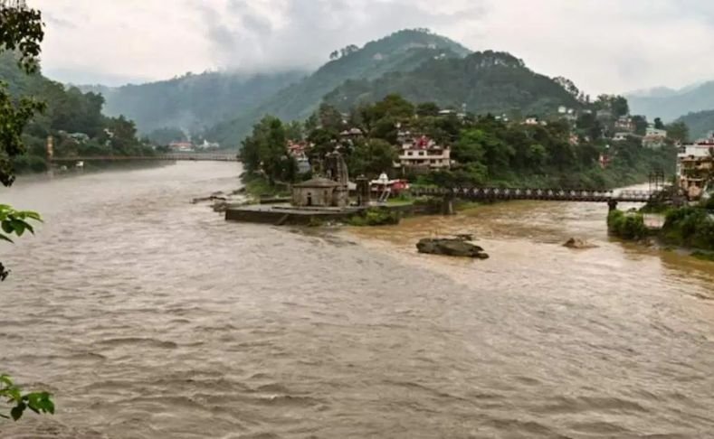 Landslide : जल प्रलय का कहर… 115 साल बाद टूटा रिकॉर्ड, जम्मू–हिमाचल–पंजाब तक हाहाकार