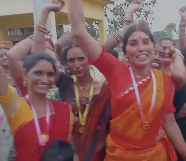 Kharora News : ग्राम कठिया में संकट मोचन परिवार ने तीजा-पोला महोत्सव का भव्य आयोजन, छत्तीसगढ़ी संस्कृति के रंग बिखरे