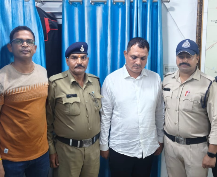 Indore Crime : लव जिहाद फंडिंग मामले में अनवर कादरी गिरफ्तार, नेपाल से छिपकर इंदौर तक पहुंचे