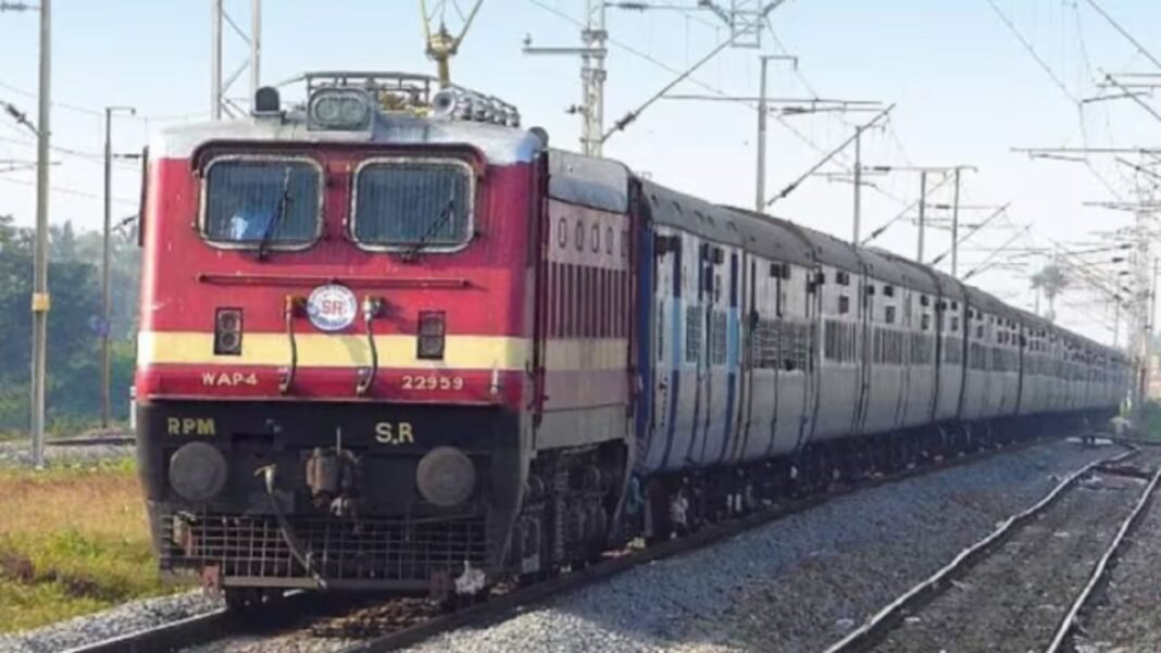 जम्मू में भारी बारिश के चलते 10 से अधिक ट्रेनों का रद्द होना, जानिए कौन-कौन सी गाड़ियां प्रभावित