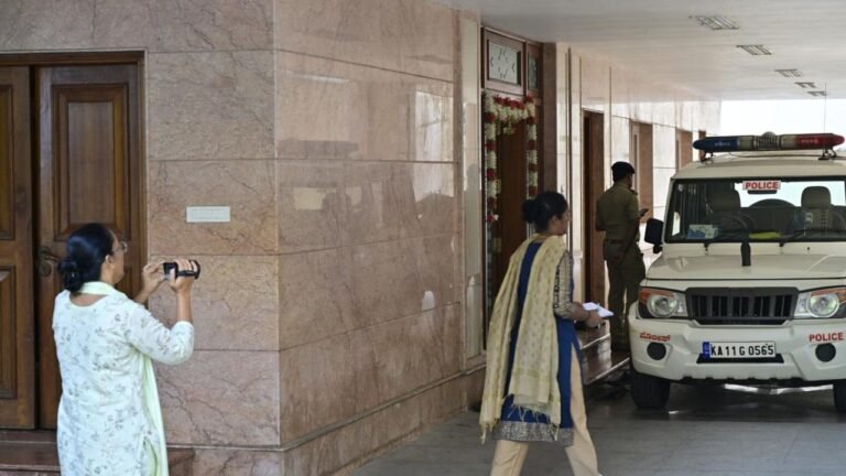 Revanna sex scandal : पूर्व प्रधानमंत्री के पोते को यौन शोषण केस में अदालत ने ठहराया दोषी