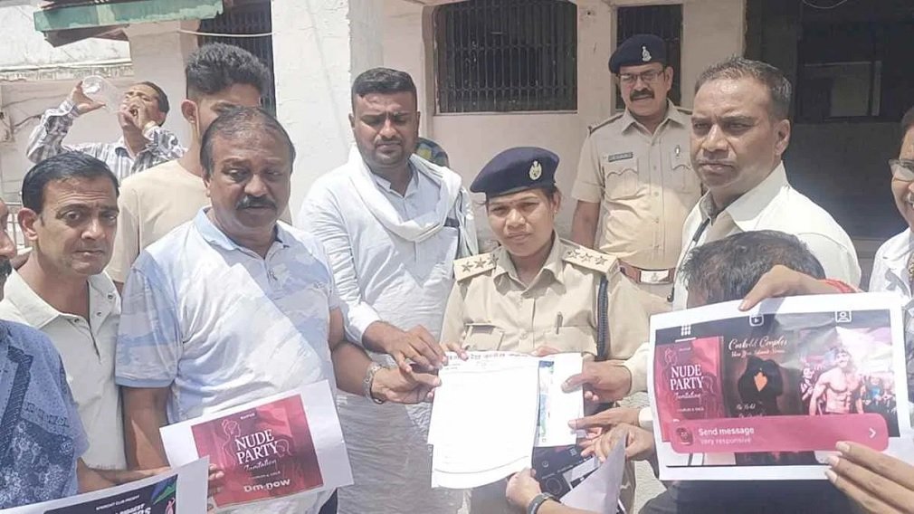 Raipur News : न्यूड पार्टी का विरोध: कांग्रेस ने की आयोजकों पर कार्रवाई की मांग, कन्हैया अग्रवाल बोले – रायपुर की अस्मिता से खिलवाड़ बर्दाश्त नहीं