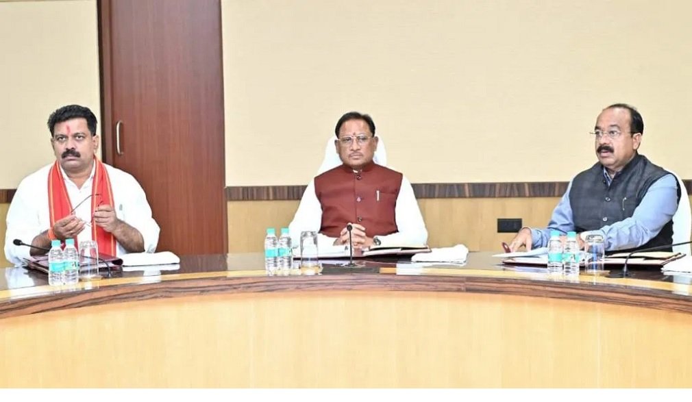 CG NEWS : साय कैबिनेट की पहली बैठक 9 सितंबर को, 14 मंत्री होंगे शामिल, विकास, रोजगार और कल्याणकारी योजनाओं पर हो सकती है चर्चा