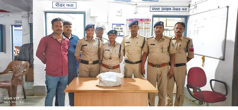 Gotegaon News : नशे के कारोबारियों पर पुलिस का एक और प्रहार, ठेमी पुलिस ने 2 किलो अवैध गांजा पकड़ा, एक आरोपी गिरफ्तार