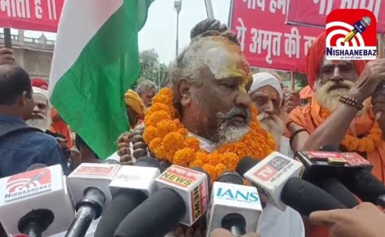 Gwalior News : कंप्यूटर बाबा की गौरक्षा यात्रा शुरू, साधु-संतों के साथ सड़क पर उतरकर मांगा सहयोग