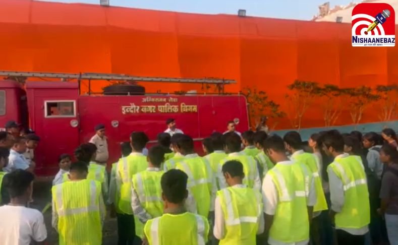 Indore News : नवरात्रि पंडाल में फायर सेफ्टी के कड़े इंतजाम….