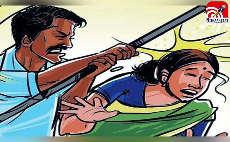 Korba Viral News : सड़क किनारे पति ने पत्नी की सरेआम की पिटाई, वीडियो वायरल…