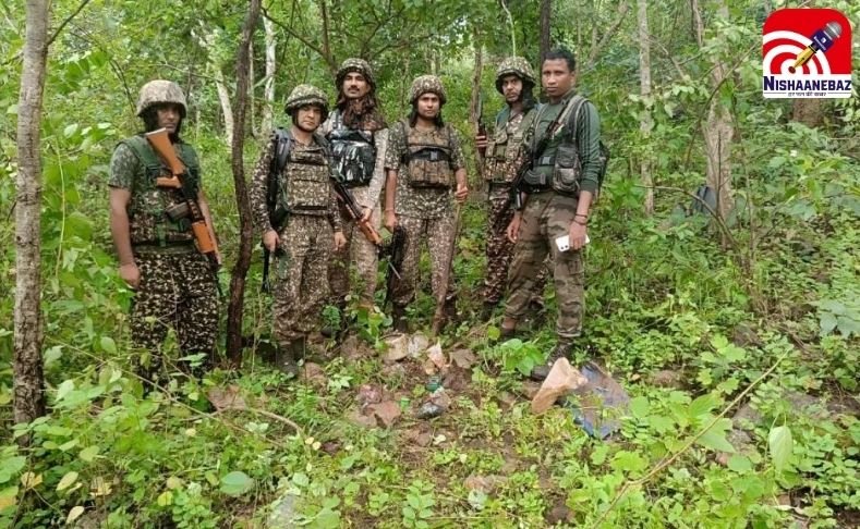 Narayanpur News : अबूझमाड़ एंटी-नक्सल ऑपरेशन में बड़ी सफलता, भारी हथियार और विस्फोटक जब्त…