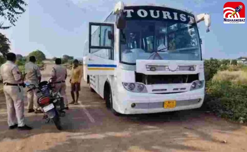 Panna Road Accident : तेज रफ्तार बस ने बाइक सवारों को रौंदा, 2 सगी बहनों समेत 3 लोगों की मौत….