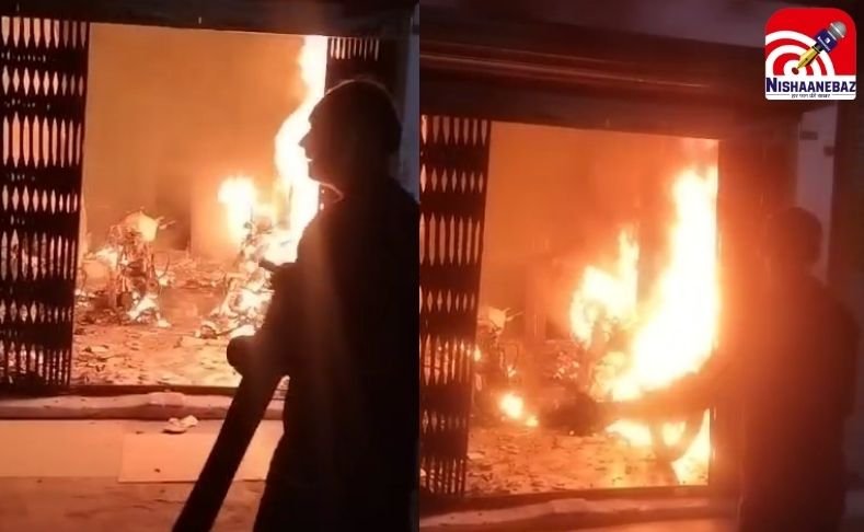 Shajapur News : काशी नगर में शॉर्ट सर्किट से लगी भीषण आग, पांच वाहन जलकर खाक…