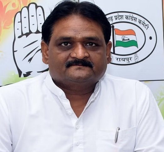 CG NEWS: एनएचएम कर्मचारियों से मोदी गारंटी पर वादा, अब बर्खास्तगी की धमकी: कांग्रेस ने भाजपा सरकार को बताया धोखेबाज और तानाशाही