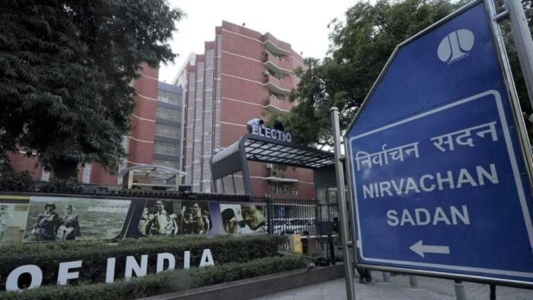 Election Expenses : 15 महीने बाद भी चुप, यूपी के 127 राजनीतिक दलों पर चुनाव आयोग की कार्रवाई
